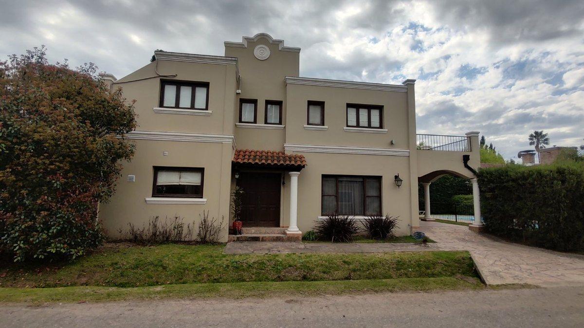 Foto de VENTA PROPIEDAD COUNTRY BANCO PROVINCIA 6 AMB., imagen 3