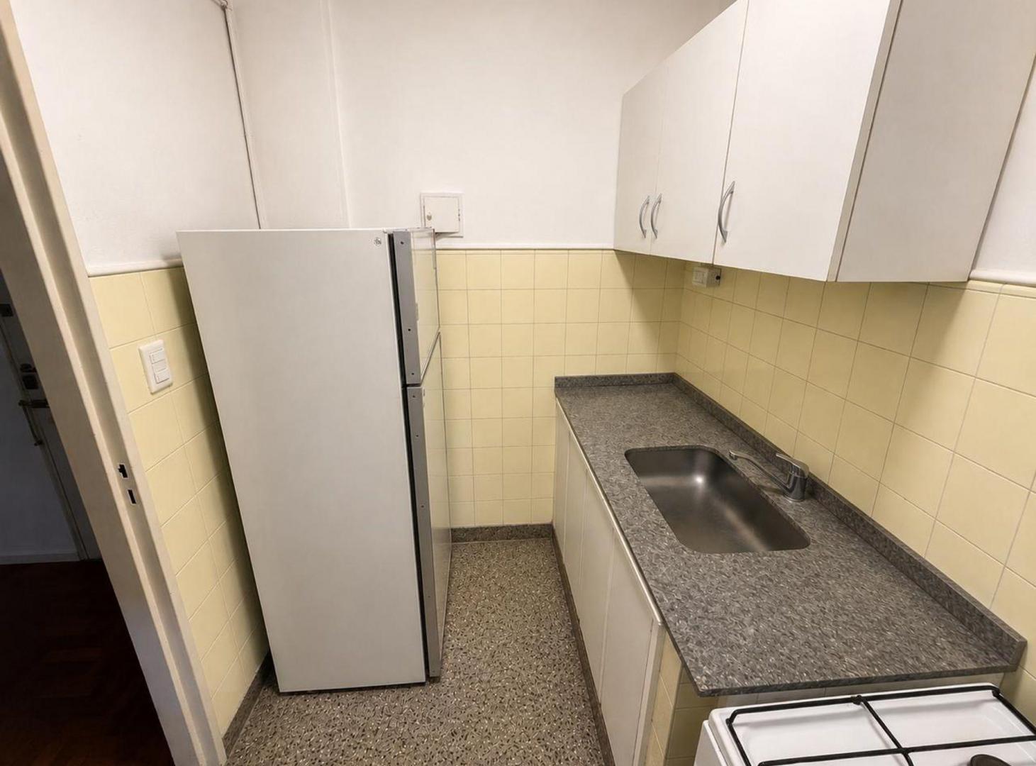 Foto de VENTA DEPTO 2 AMB APTO CRED Y PROF PQE. RIVADAVIA, imagen 5