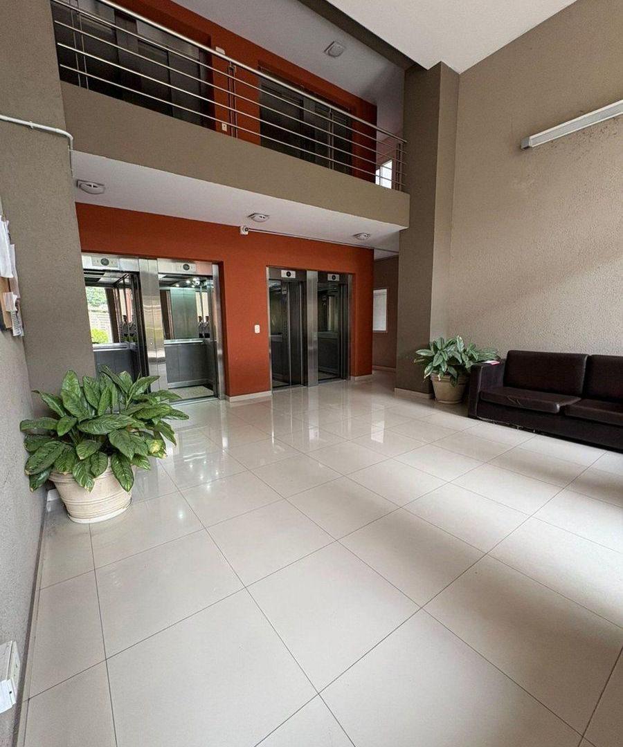 Foto de VENTA DEPARTAMENTO CON BALCON MORON, imagen 2