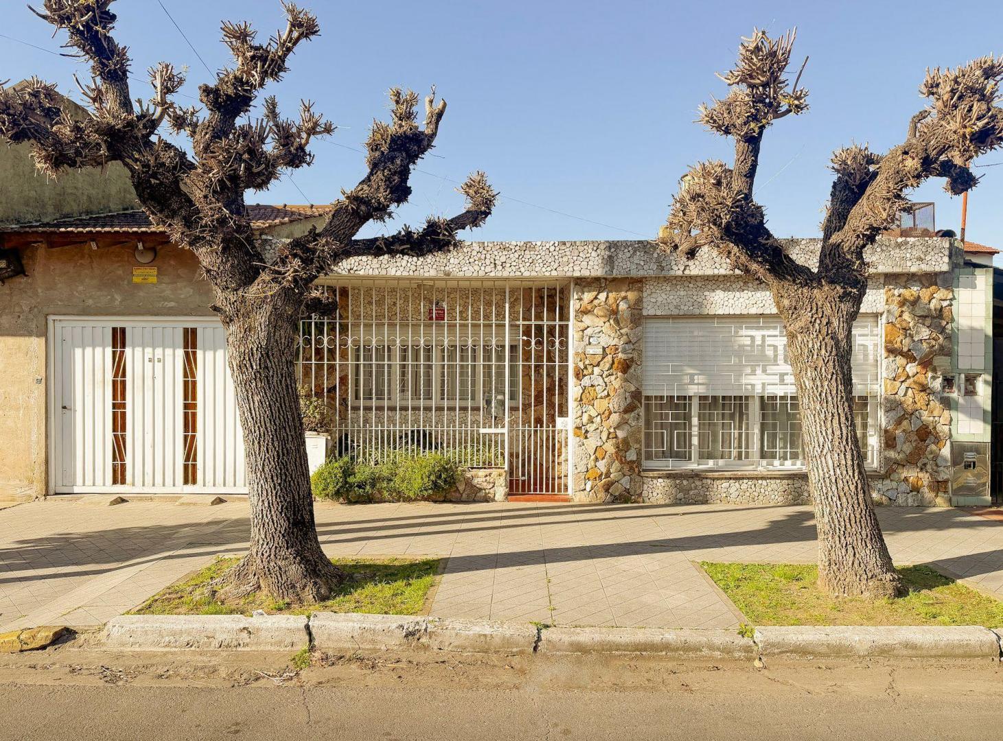 Foto de VENTA CASA 4 AMBIENTES JARDIN COCHERA SAN JUSTO, imagen 3