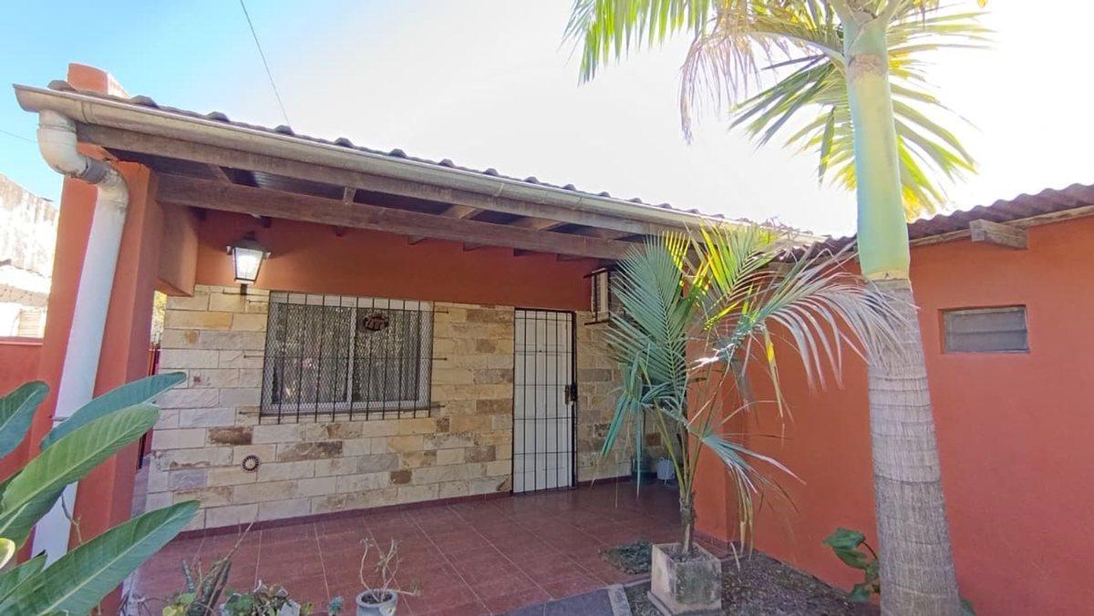 Foto de VENTA CASA 3 AMBIENTES CON QUINCHO ,VILLA AMELIA, imagen 1