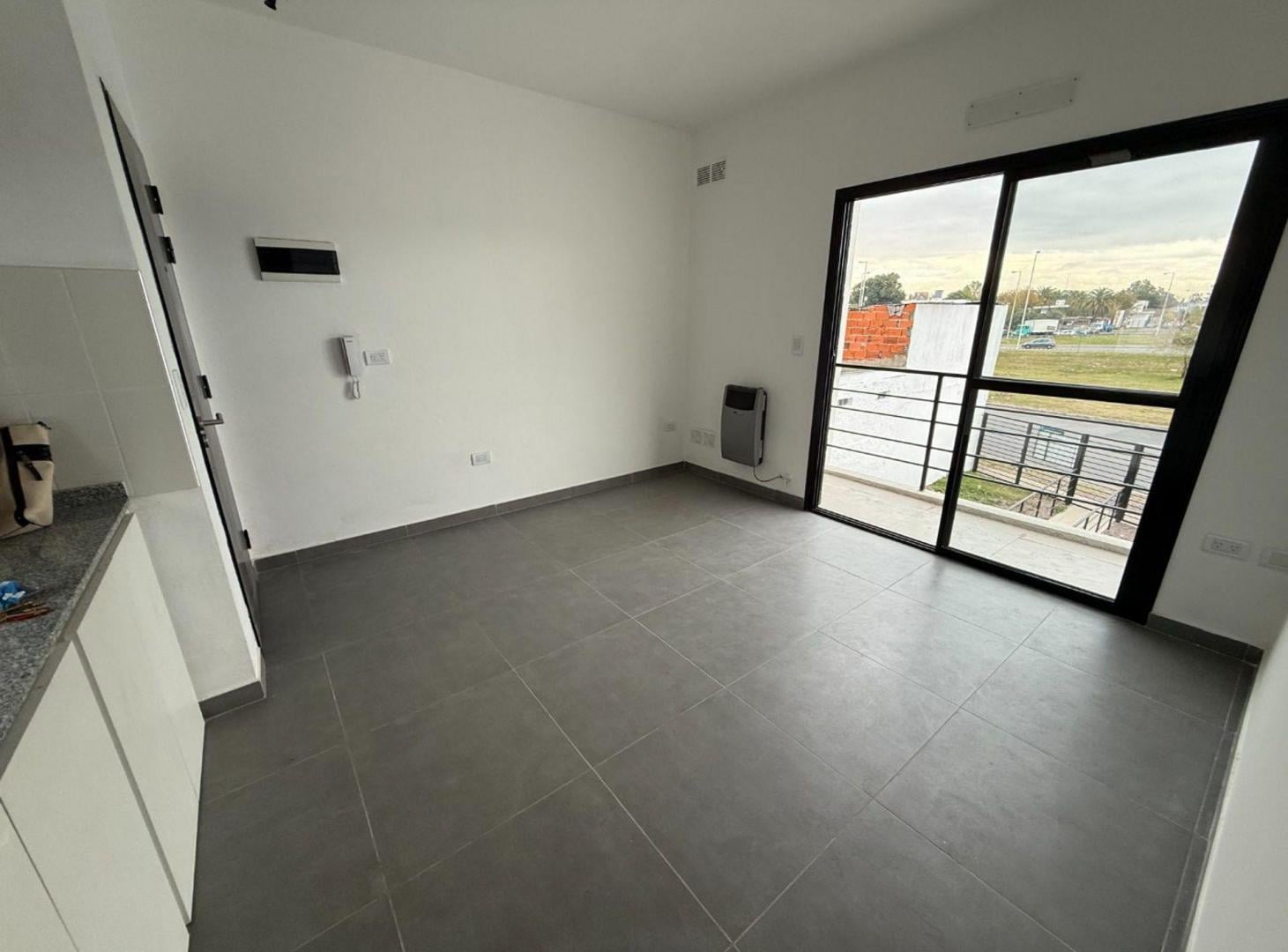 Foto de VENTA DEPTO 2AMB A ESTRENAR CASTELAR, imagen 1