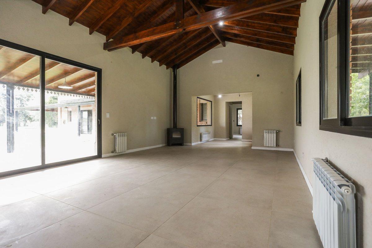 Foto de CASA ESTRENAR SANTA CATALINA LUJAN PERMUTA PILETA, imagen 5