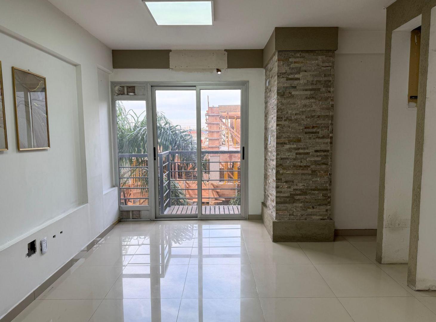 Foto de ALQUILER DEPARTAMENTO 2 AMBIENTES COCHERA MORON, imagen 4