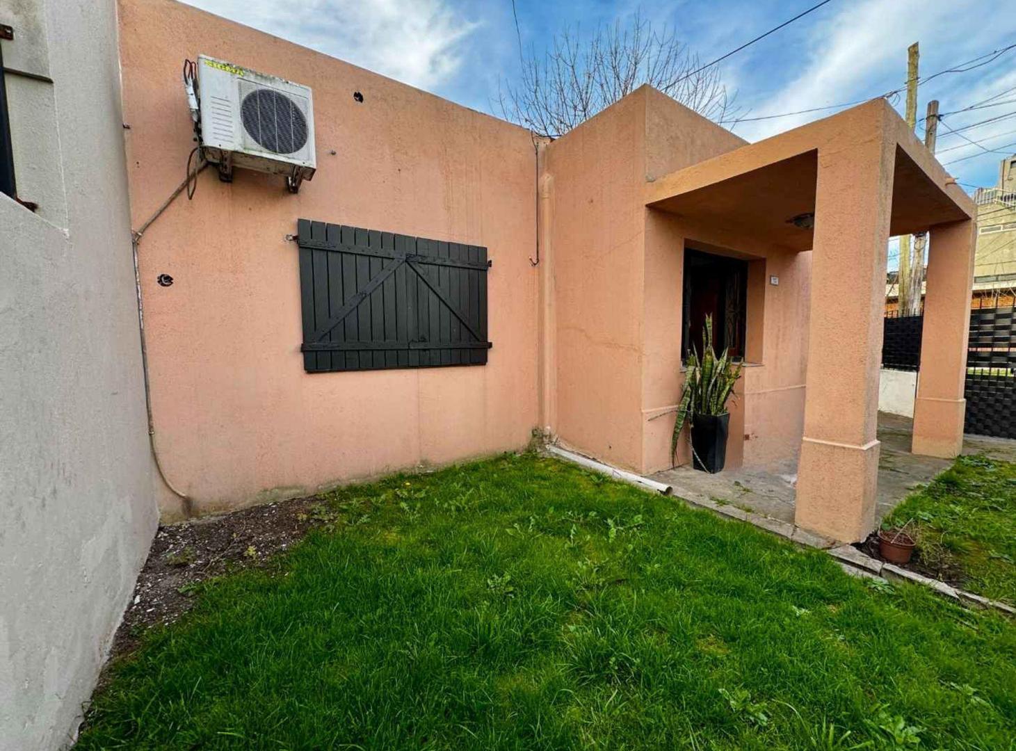 Foto de Venta Casa en PADUA 3 1/2 Amb Cochera APTO CREDITO, imagen 2