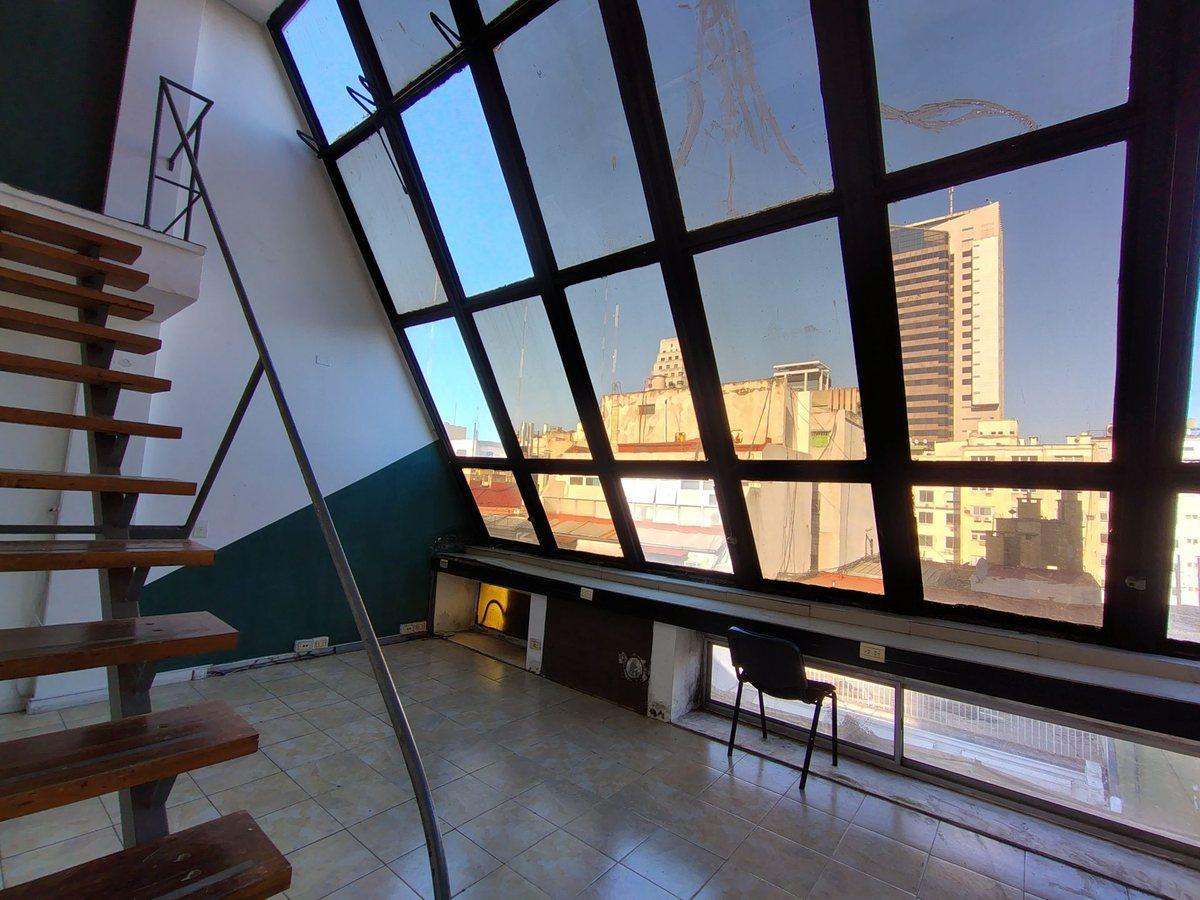 Foto de VENTA OFICINA DÚPLEX con Cochera - FINANCIA, imagen 1