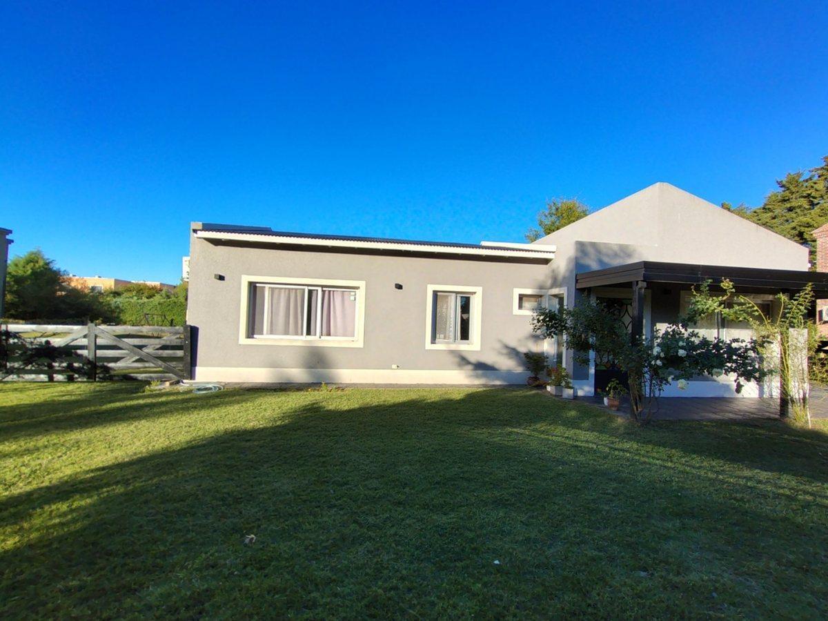 Foto de VENTA 4 Amb. c/ pileta - MARINAS del PILAR - 782m, imagen 4