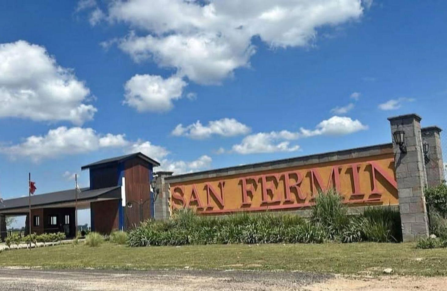 Foto de Venta Lote condominio cerrado San Fermin, imagen 2
