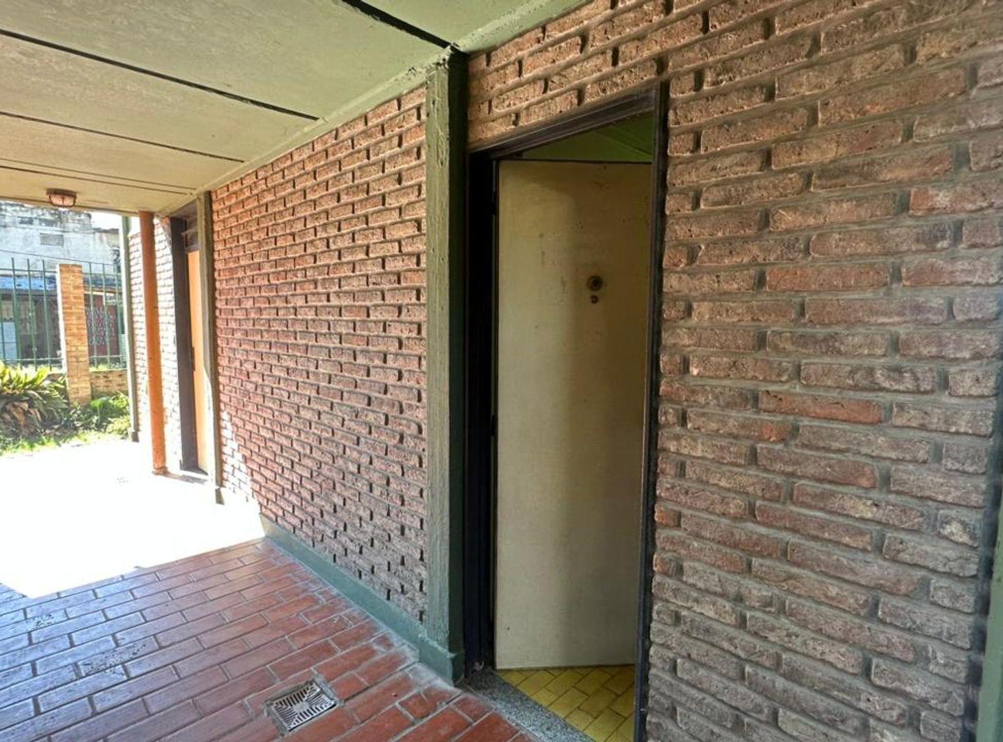 Foto de VENTA PH 2 AMB PB APTO CREDITO MORON, imagen 5