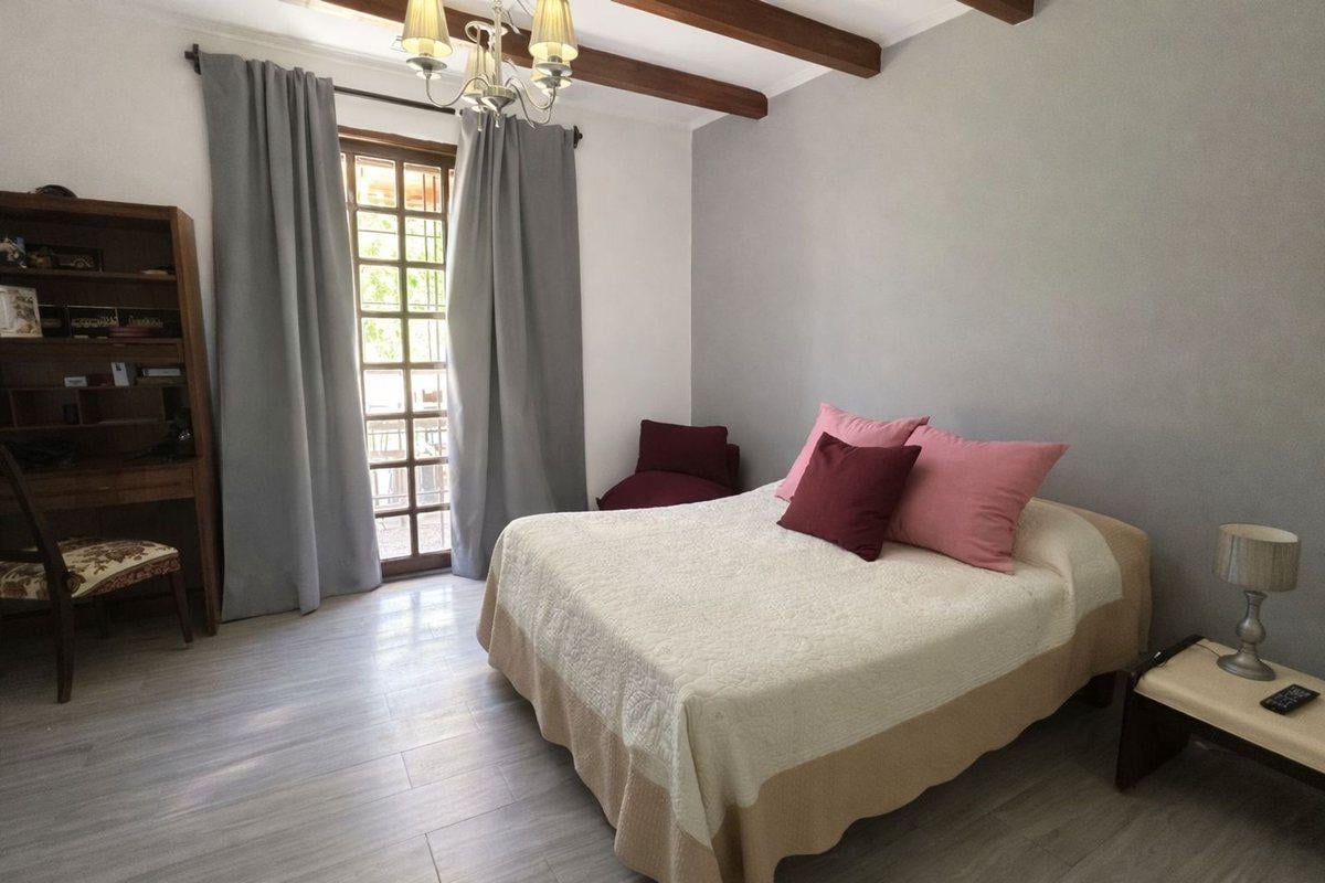 Foto de VENTA CHALET 5 AMB PILETA JARDIN EN EL MORO, imagen 3