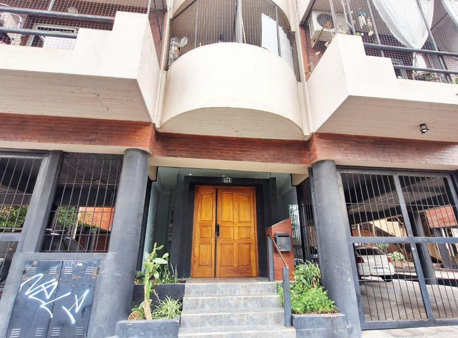 Foto de VENTA DEPARTAMENTO 2 AMB BALCON FRENTE MORON SUR, imagen 3
