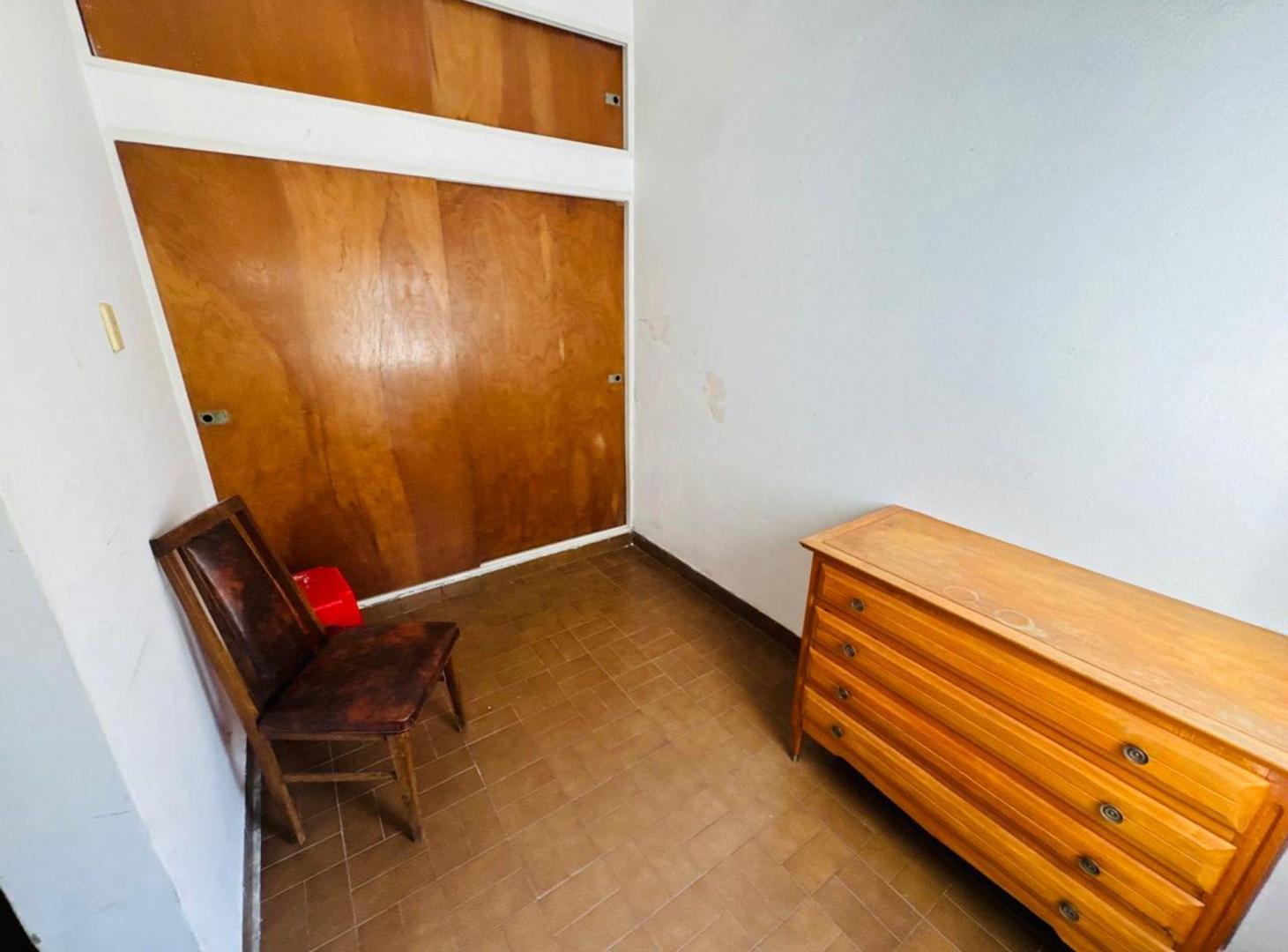 Foto de VENTA CASA 4 AMBIENTES + LOCAL EN MORON, imagen 5