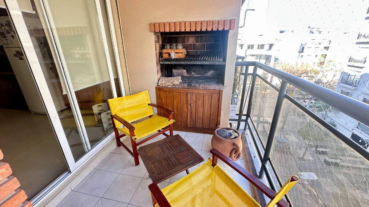 Foto de VENTA DEPTO 4 AMB. C/ ESP. GUARDA COCHE - CASTELAR, imagen 3
