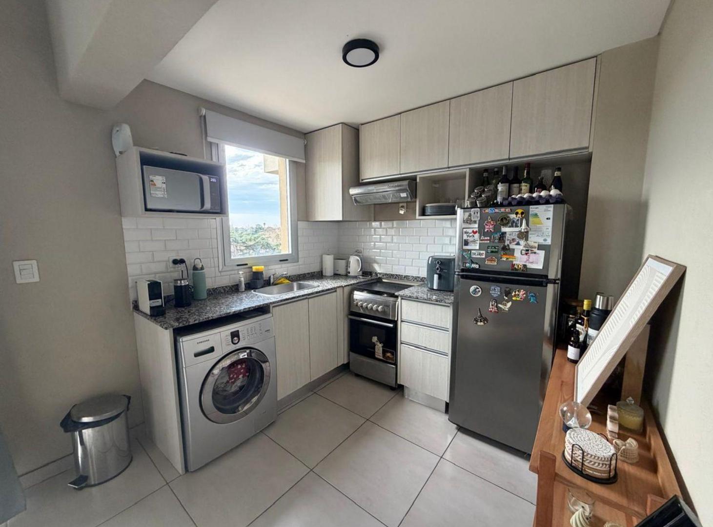 Foto de VENTA DEPARTAMENTO 2 AMB MORENO CON BALCON., imagen 3