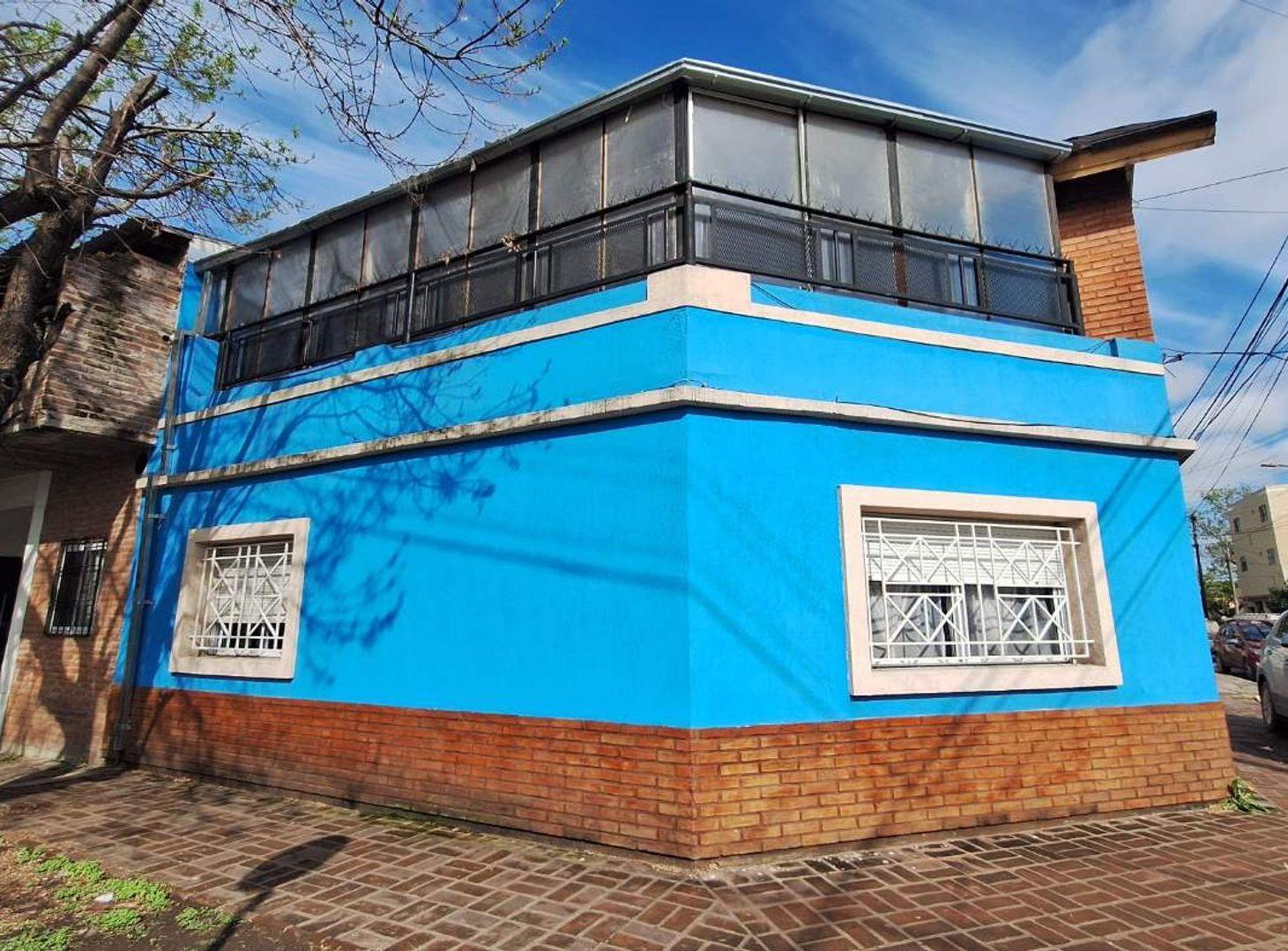 Foto de VENTA CASA 5 AMB COCHERA PATIO CASTELAR NORTE, imagen 1