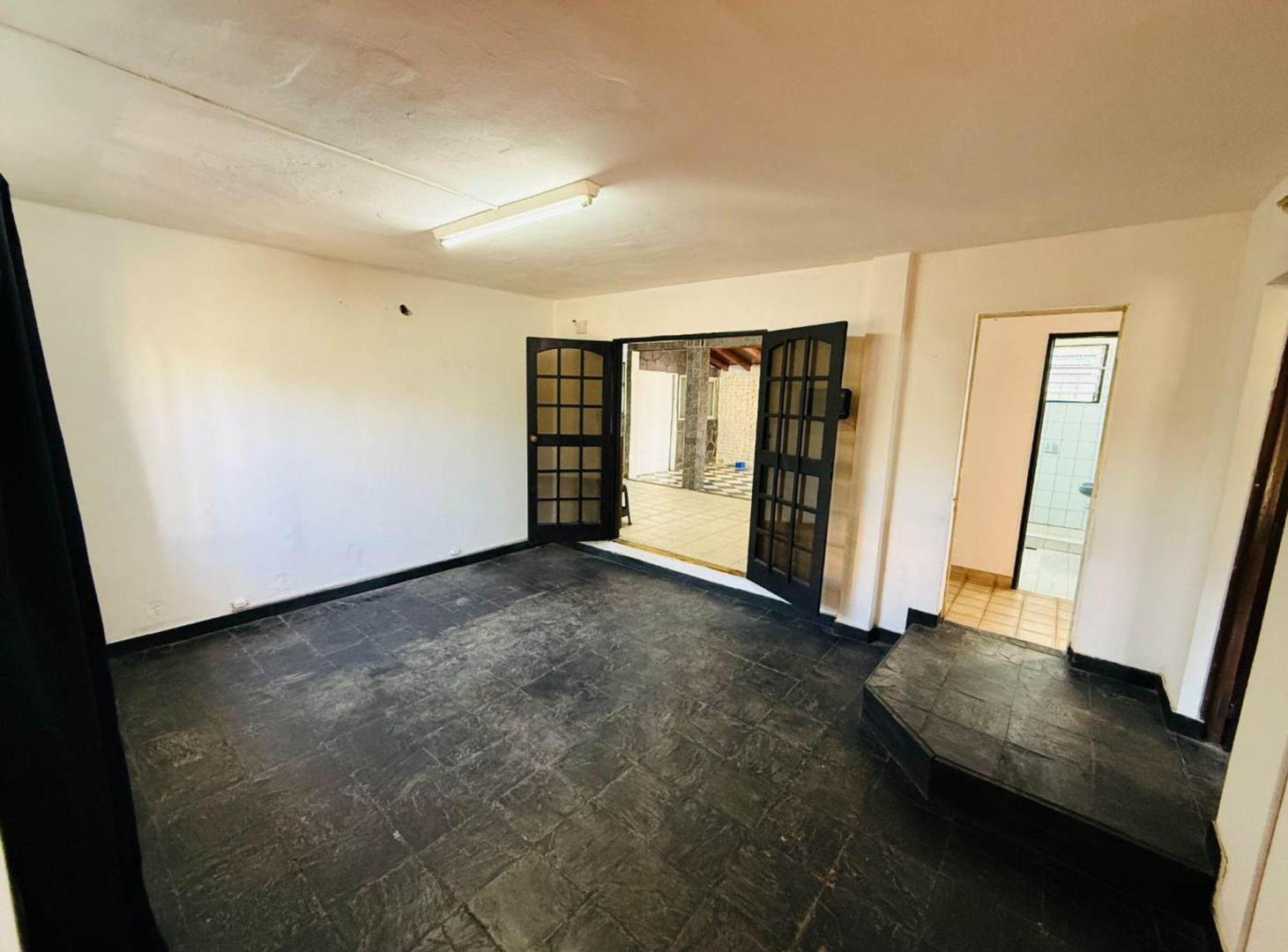 Foto de Casa 4 ambientes en venta, Castelar, imagen 5