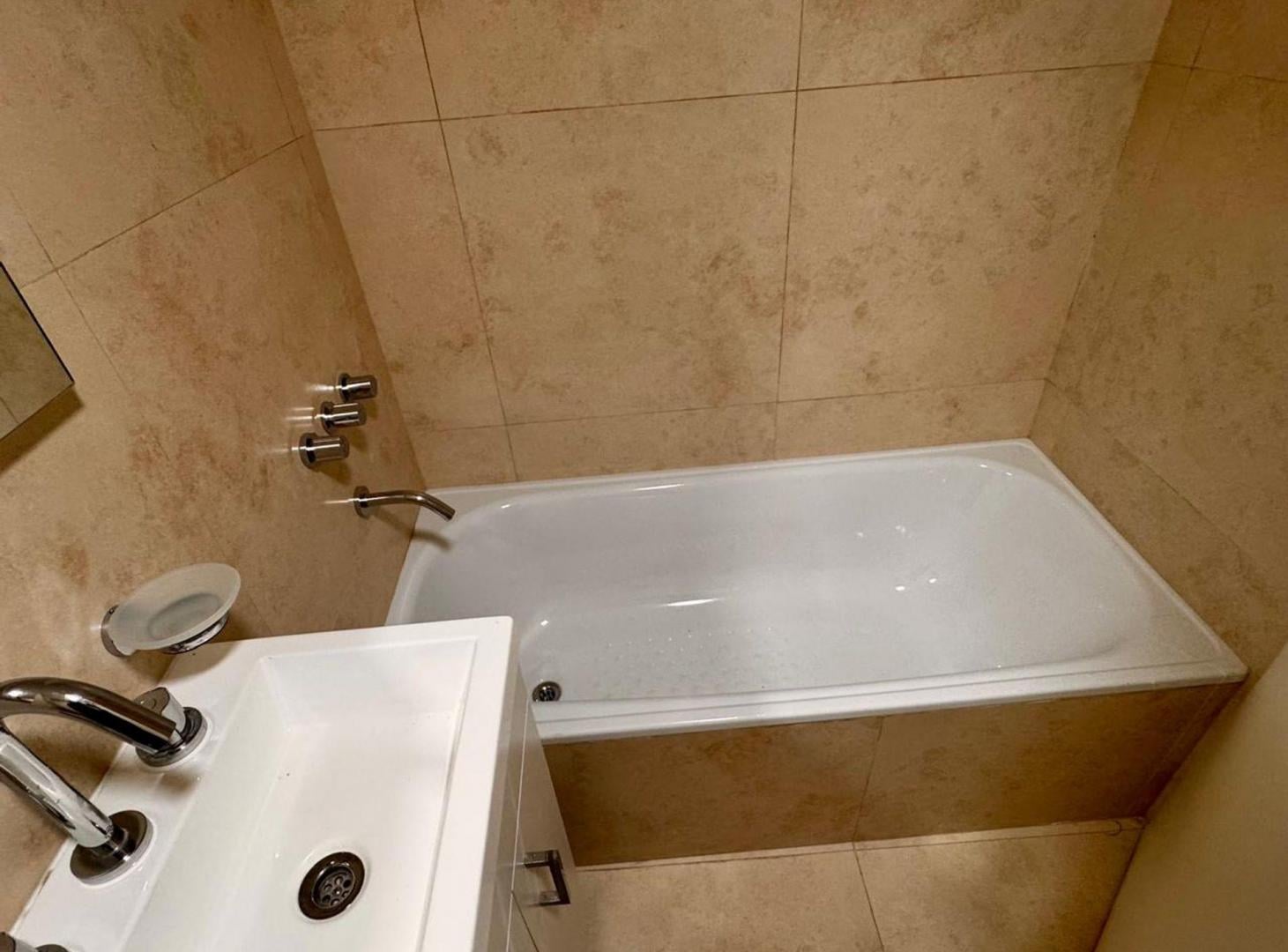 Foto de ALQUILER DPTO ESTRENAR GRAN MONOAMB C/BALCON MORON, imagen 5