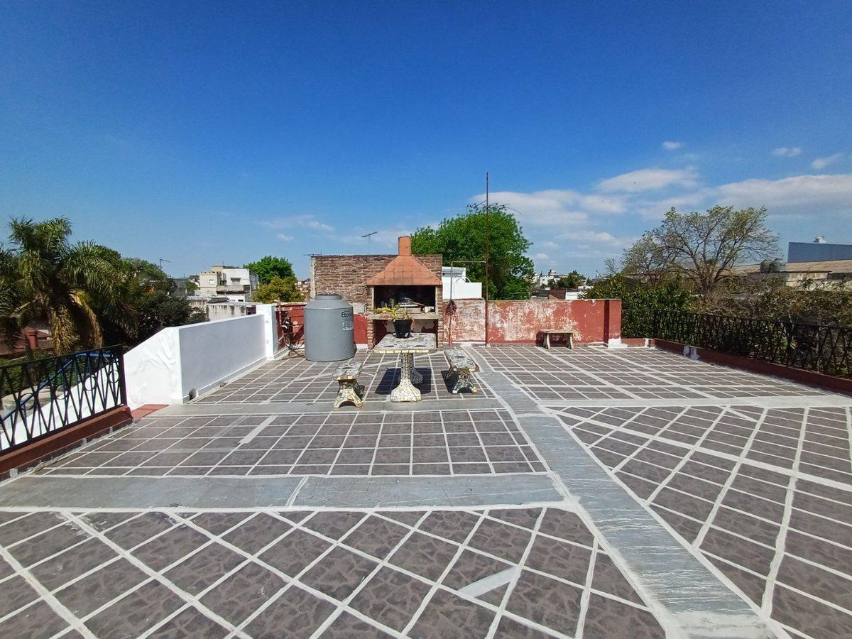 Foto de VENTA CASA 3 AMB CON LOCAL V. BALLESTER APTO CRED, imagen 3