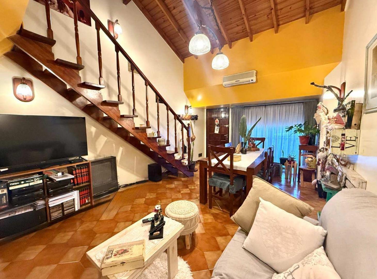 Foto de CASA VENTA PADUA SUR APTA CREDITO PILETA, imagen 4