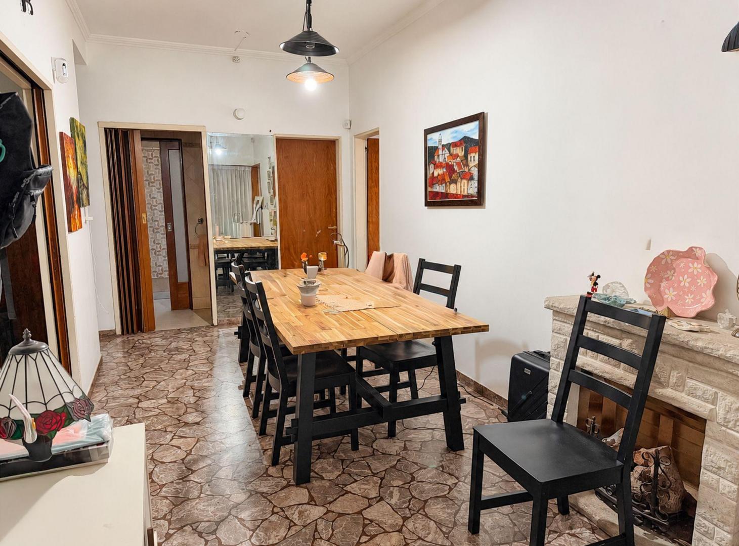 Foto de VENTA CASA 3 DORM MAS PLAY ROOM COCHERA CASTELAR, imagen 5