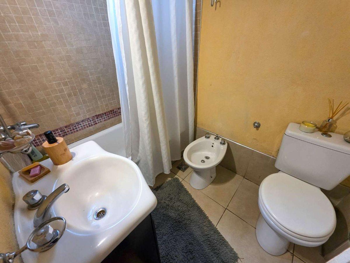 Foto de VENTA DEPTO 3 AMBIENTES CASTELAR OPORTUNIDAD RENTA, imagen 3