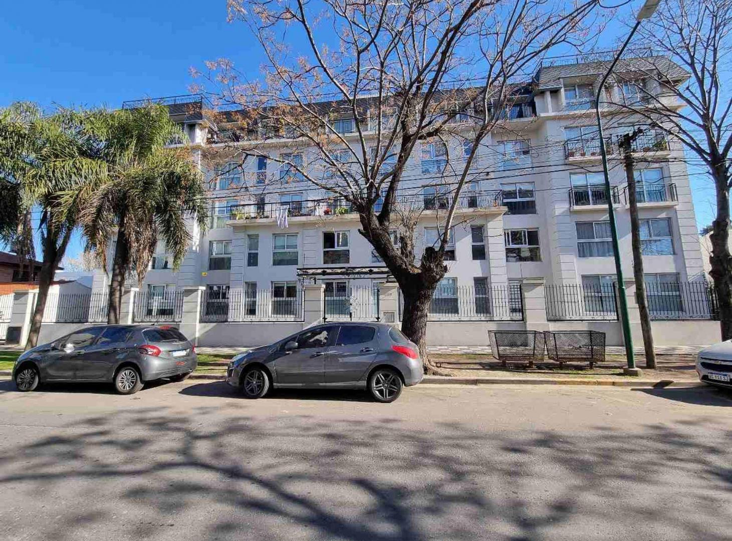 Foto de Venta depto. 2 amb. c/cochera Ituzaingó norte, imagen 1