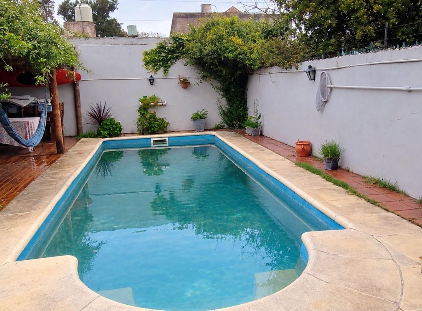Foto de CASA L. PROPIO QUINCHO PILETA+ DPTO IND. ITUZAINGO, imagen 1