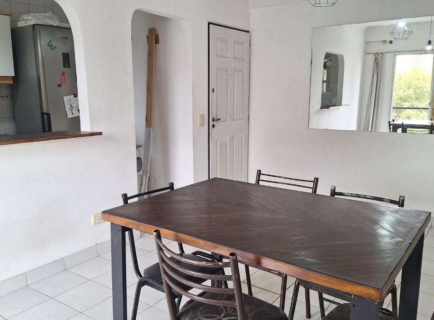 Foto de VENTA DEPARTAMENTO 2 AMB BALCON FRENTE MORON SUR, imagen 5