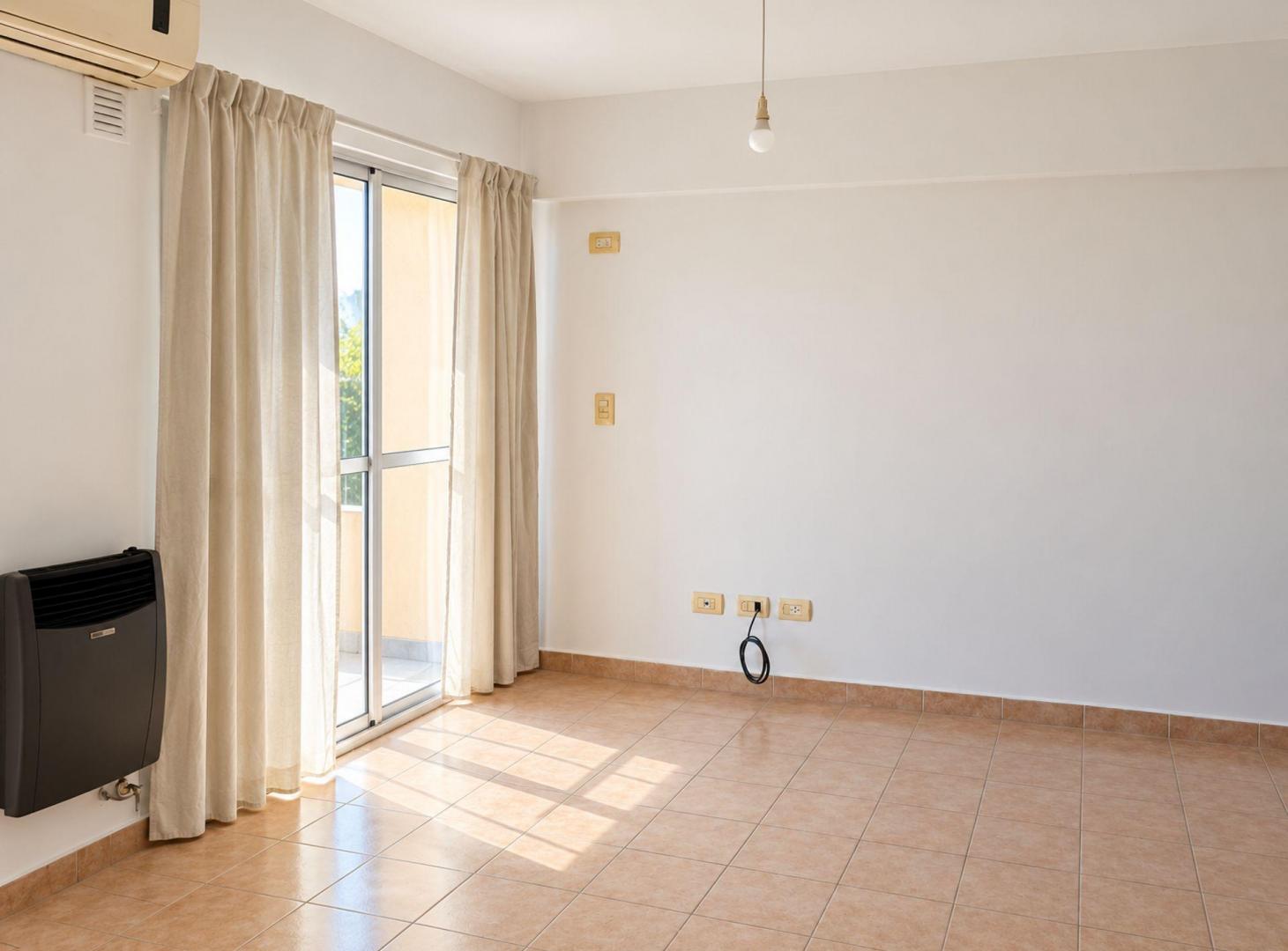 Foto de Monoambiente luminoso con balcón | Floresta, imagen 1