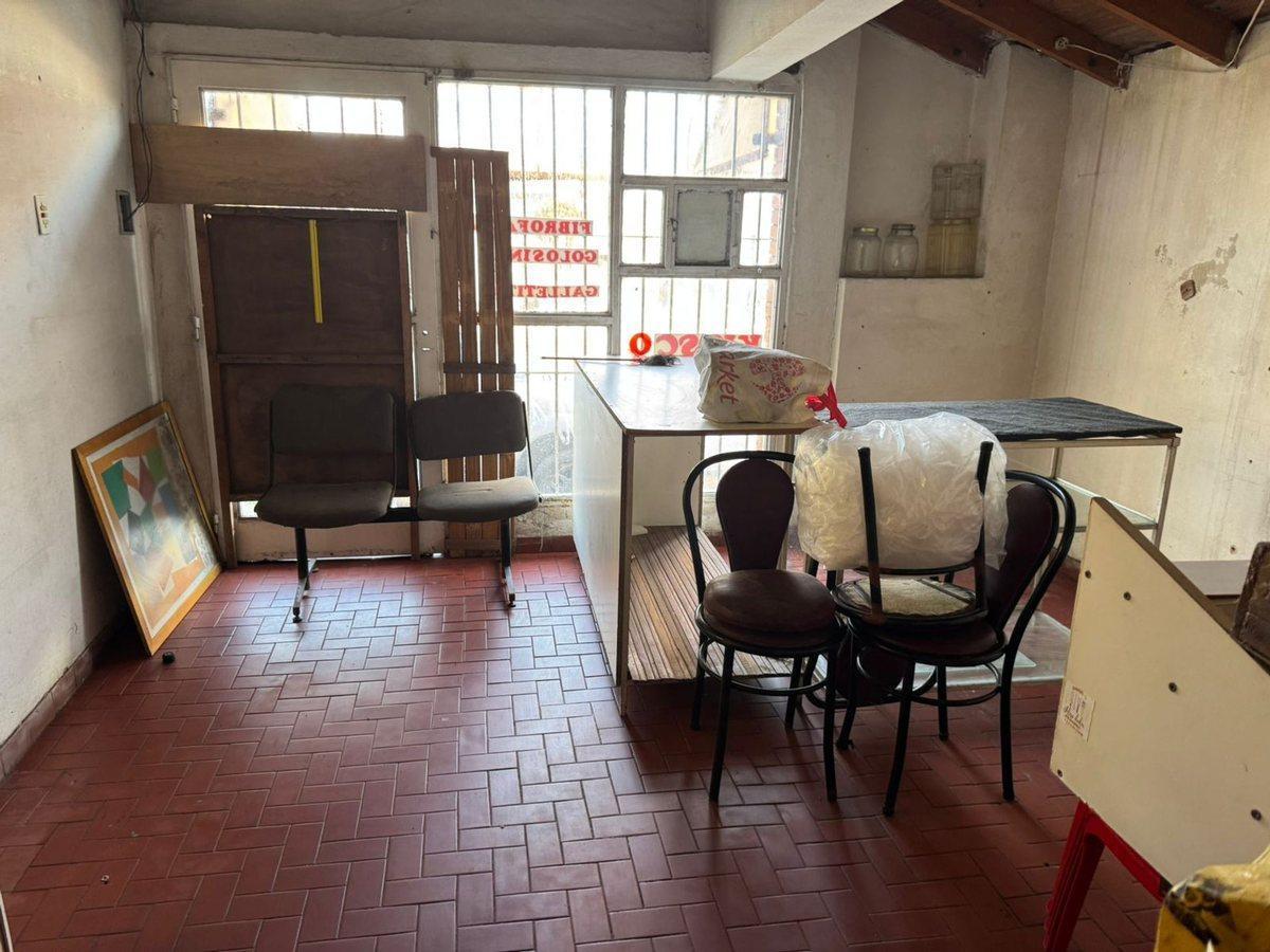 Foto de VENTA CASA 4 AMB LOCAL JARDIN ITUZAINGO, imagen 5