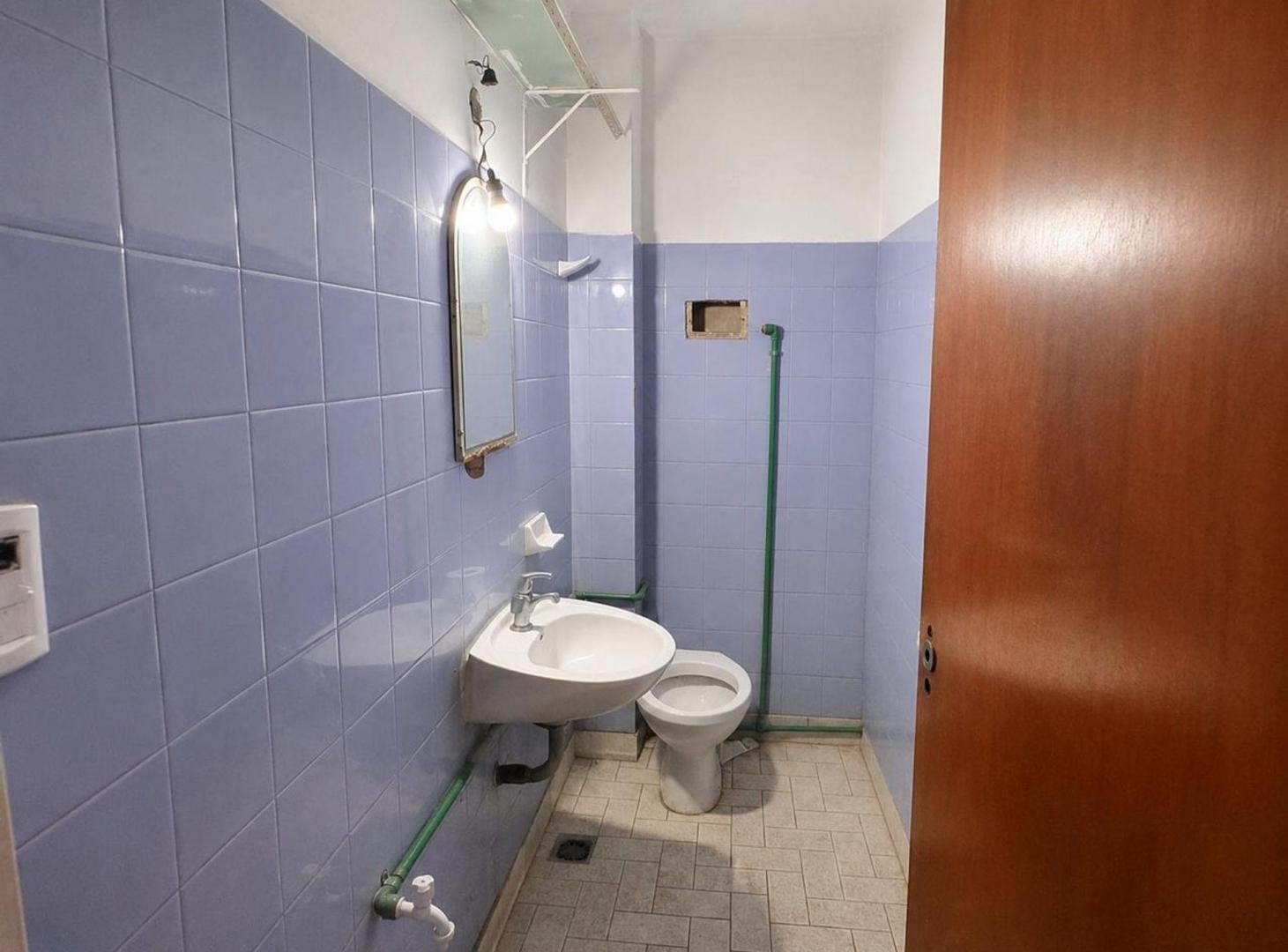 Foto de VENTA LOCAL 42M2 CENTRO COMERCIAL MORENO SUR, imagen 5
