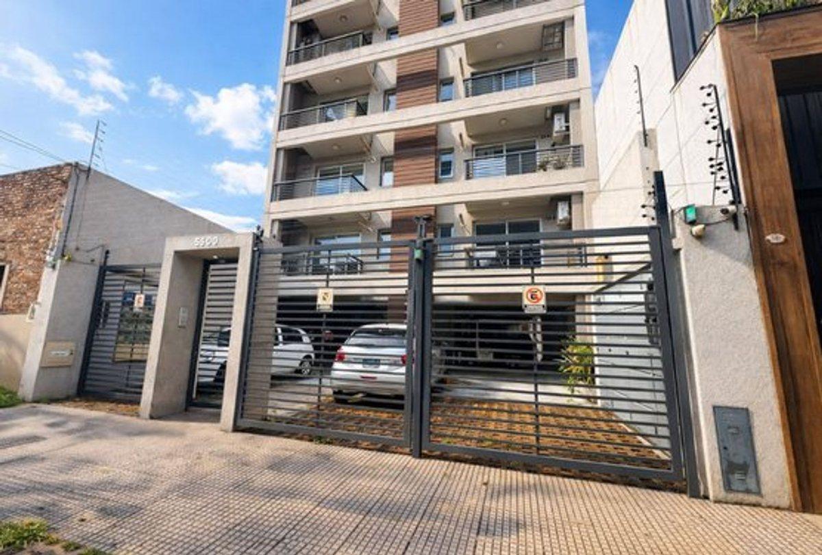 Foto de VENTA DPTO 2AMB SEMIPISO BALCON AL FRENTE MORON, imagen 5