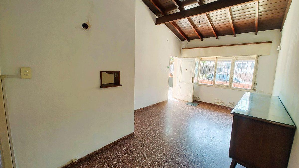 Foto de Casa 4 ambientes en venta, Apta credito, Castelar, imagen 5