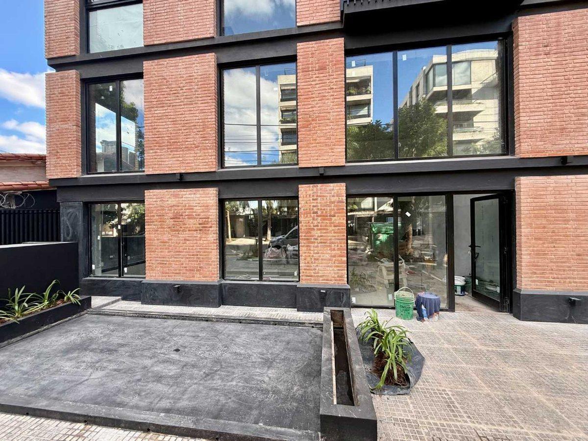 Foto de VENTA LOCAL A ESTRENAR BRICKHOUSE ITUZAINGO 150M2, imagen 4