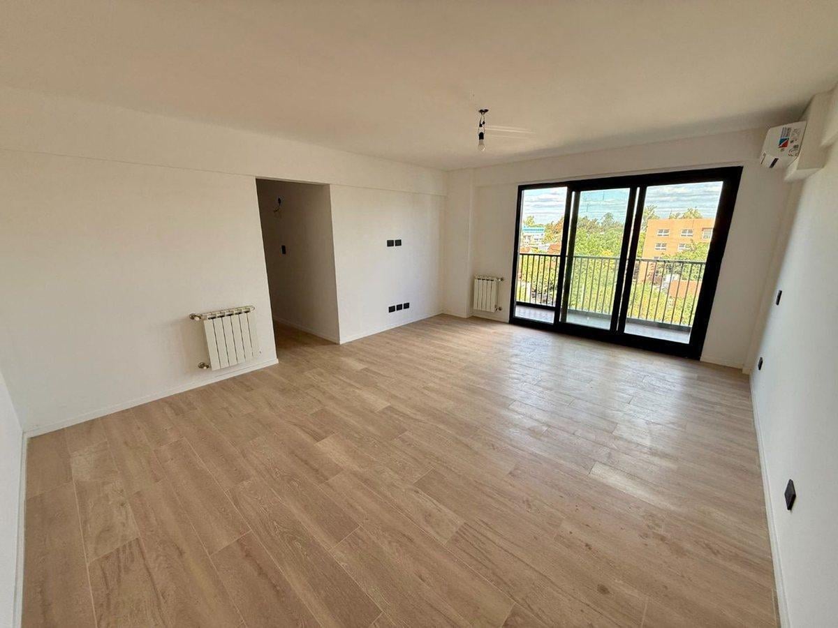 Foto de VENTA DPTO 4 AMB EN ITUZAINGO CON TERRAZA PROPIA, imagen 5