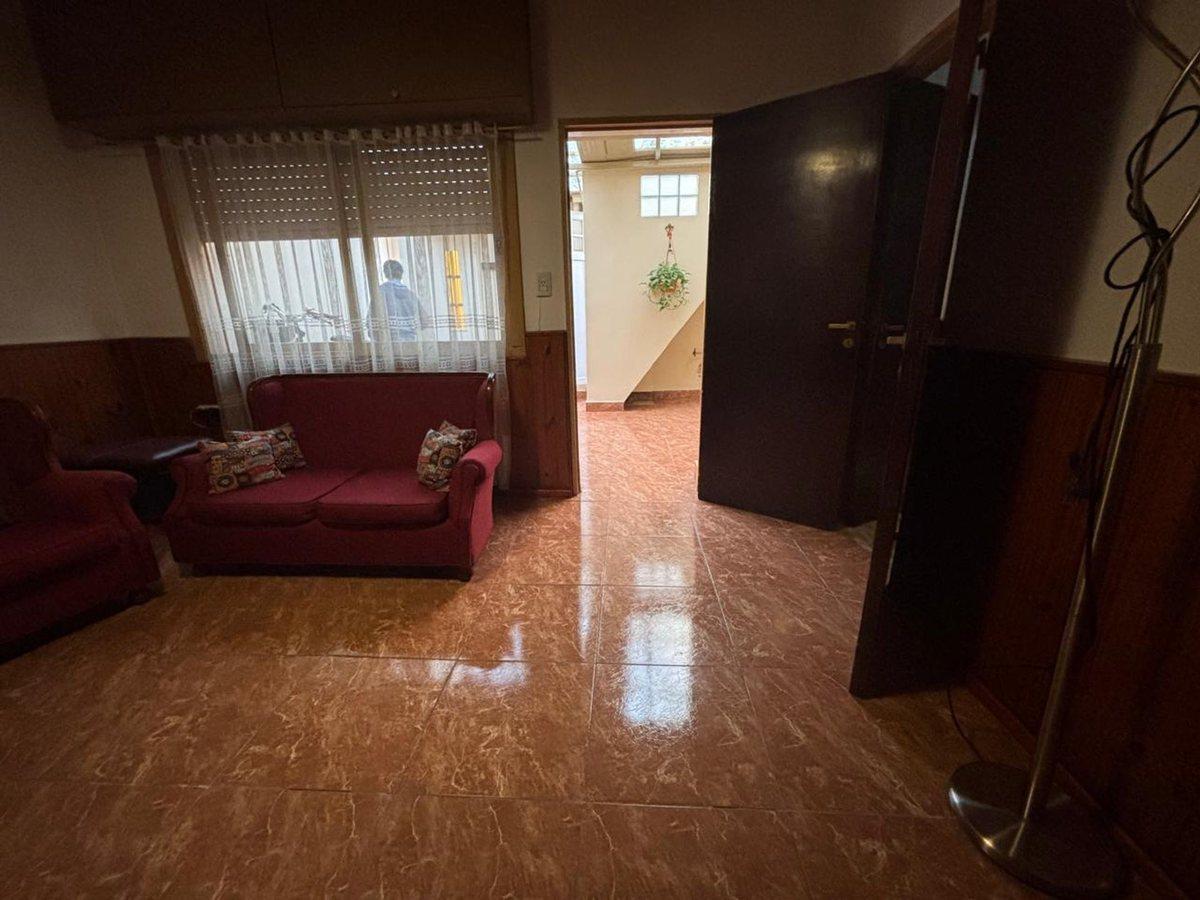 Foto de VENTA DE PH 2 AMBIENTES/TERRAZA – VILLA URQUIZA, imagen 3
