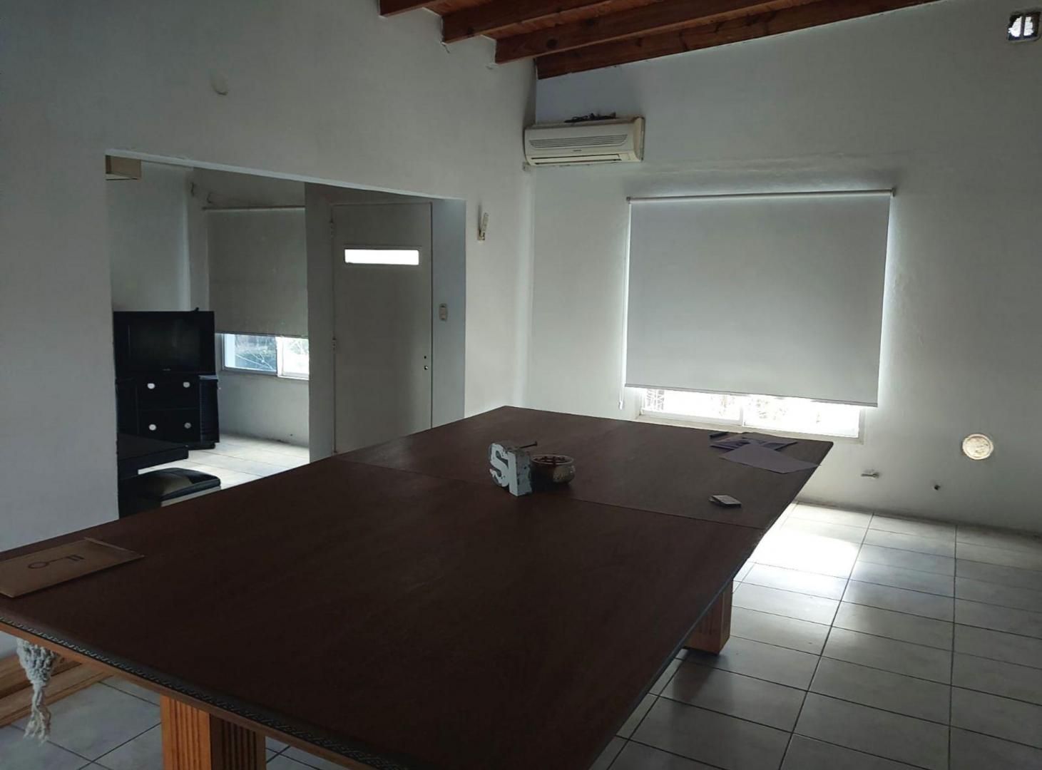 Foto de VENTA 2 CASAS EN LOTE COCHERA PATIO MORON SUR, imagen 4