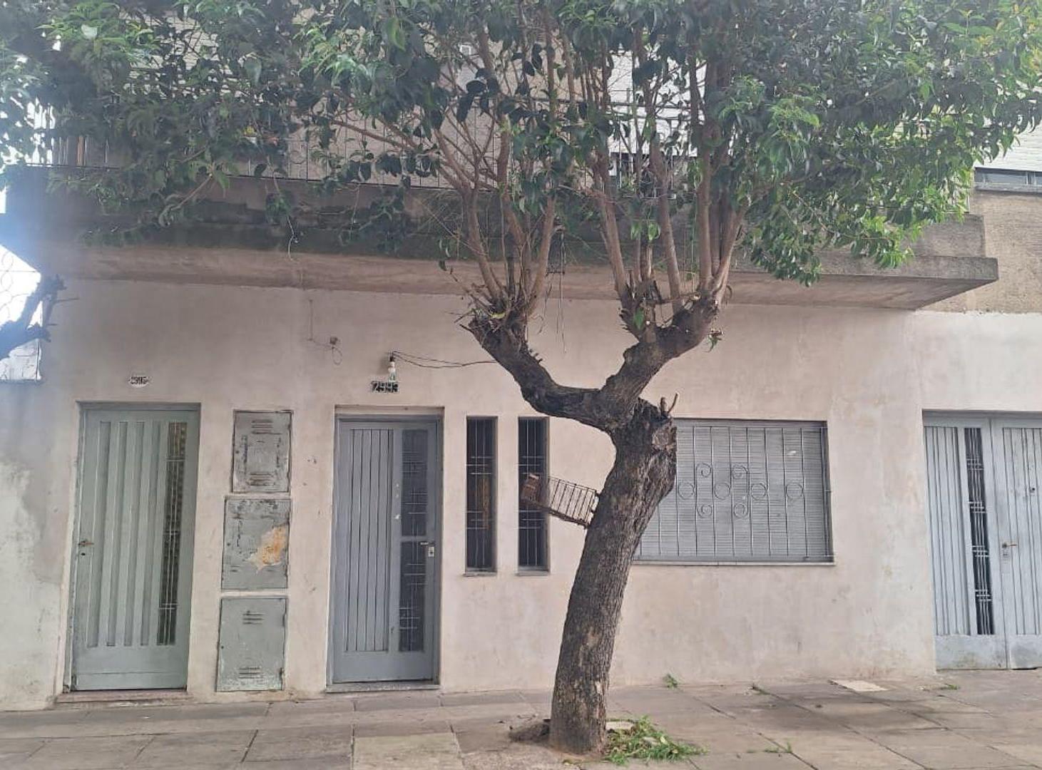 Foto de VENTA LOTE 5 DPTOS COCHERA OPORTUNIDAD RENTA MORON, imagen 4