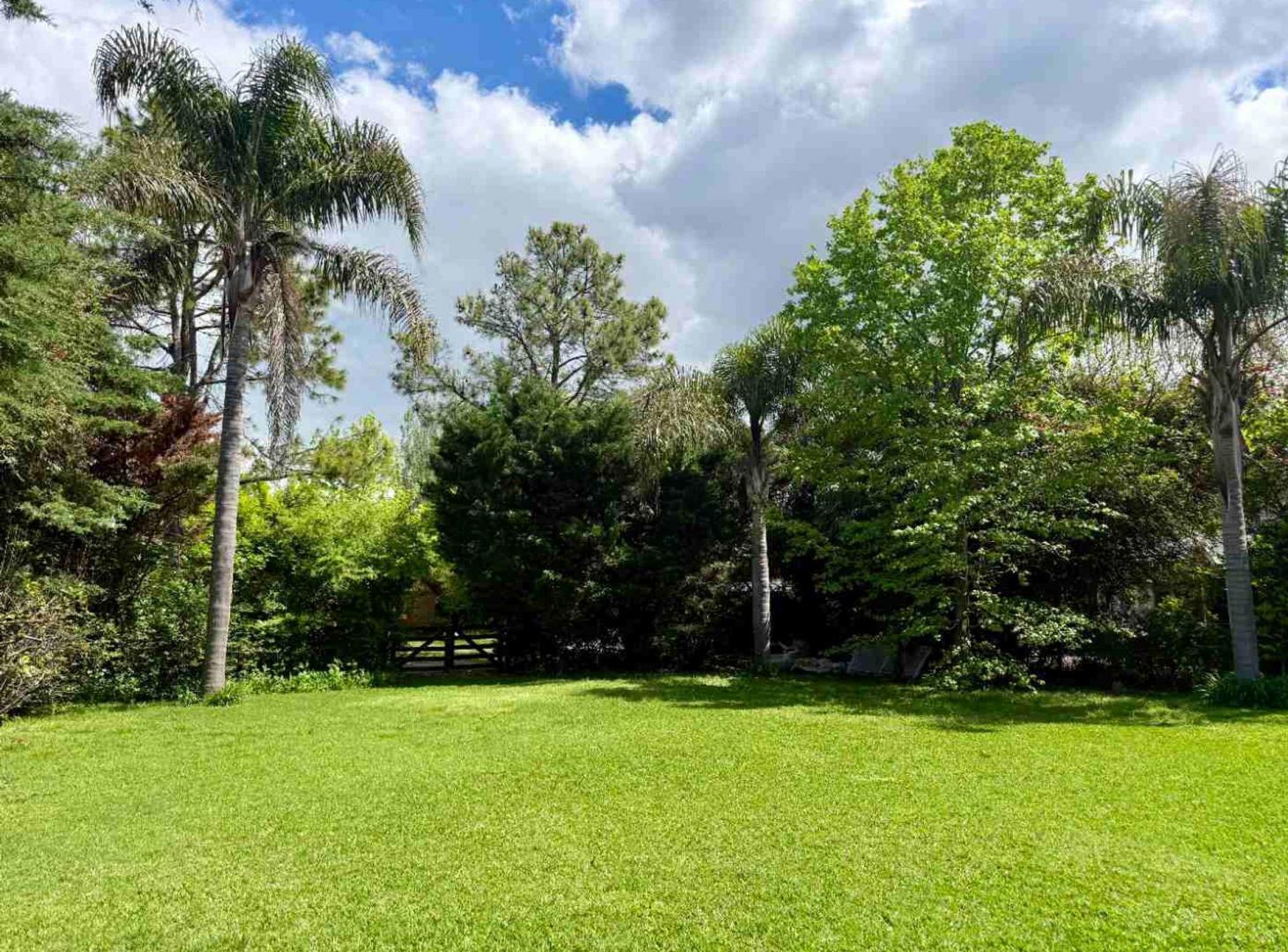 Foto de VENTA LOTE 865M2 EN CAMPOS DE ALVAREZ, imagen 3