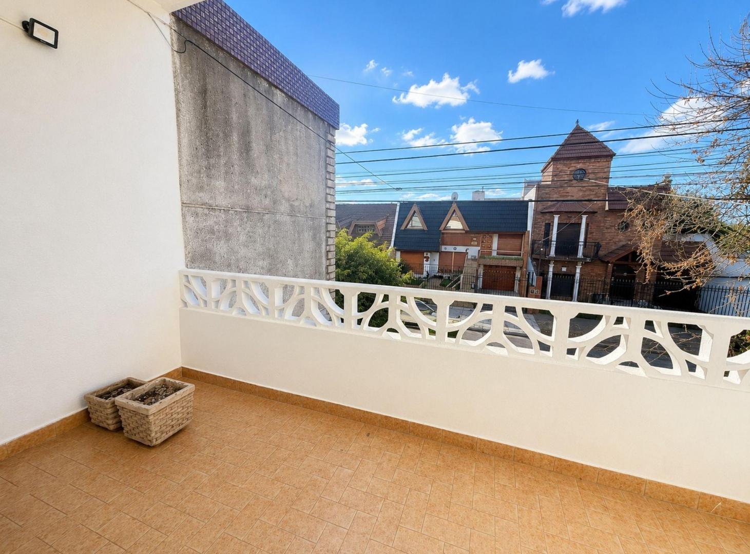 Foto de VENTA PH 3 AMB. C/BALCÓN - HAEDO, imagen 5