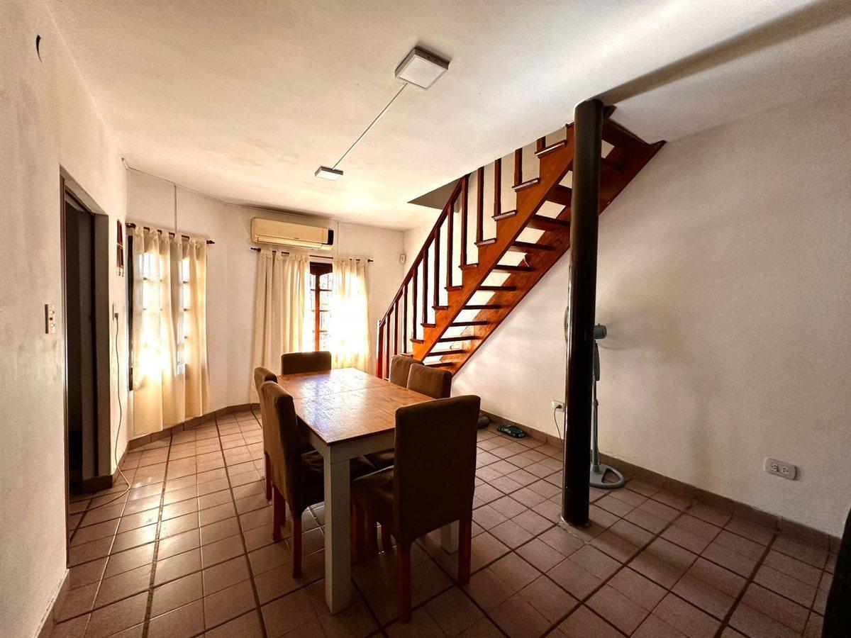 Foto de VENTA CASA 5 AMB LUJAN JARDIN Y PARQUE, imagen 5