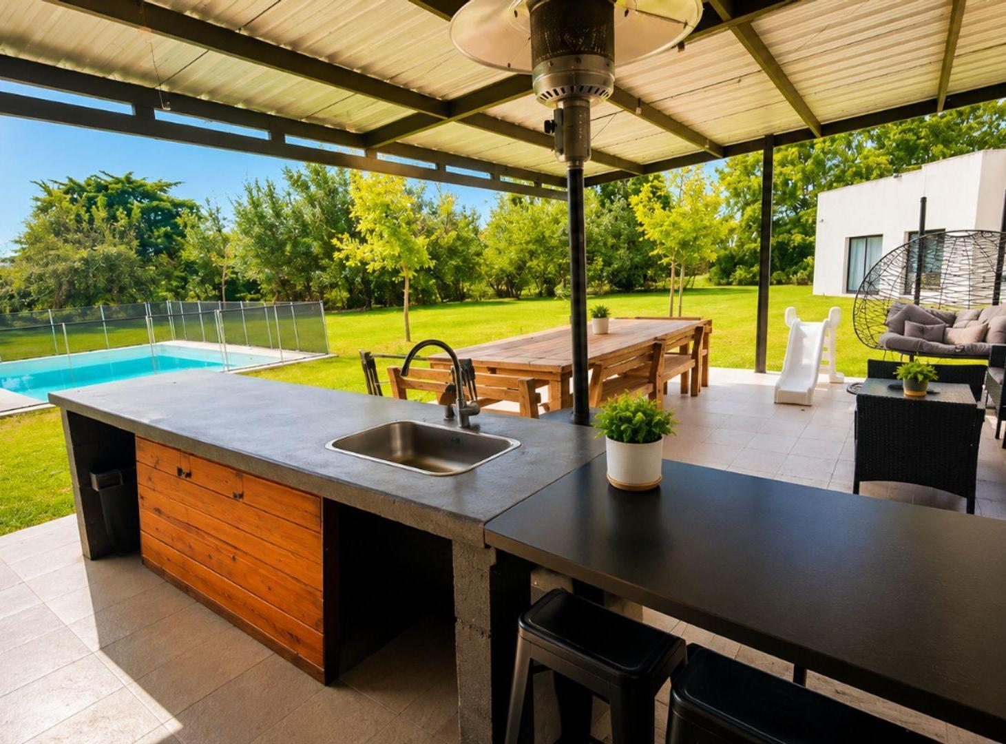 Foto de VENTA CASA 5 AMB HARAS SAN PABLO GRAL. RODRIGUEZ, imagen 3