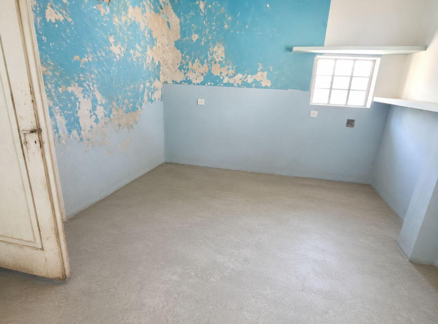 Foto de VENTA CASA PRESIDENTE DERQUI CENTRO A REFACCIONAR, imagen 1