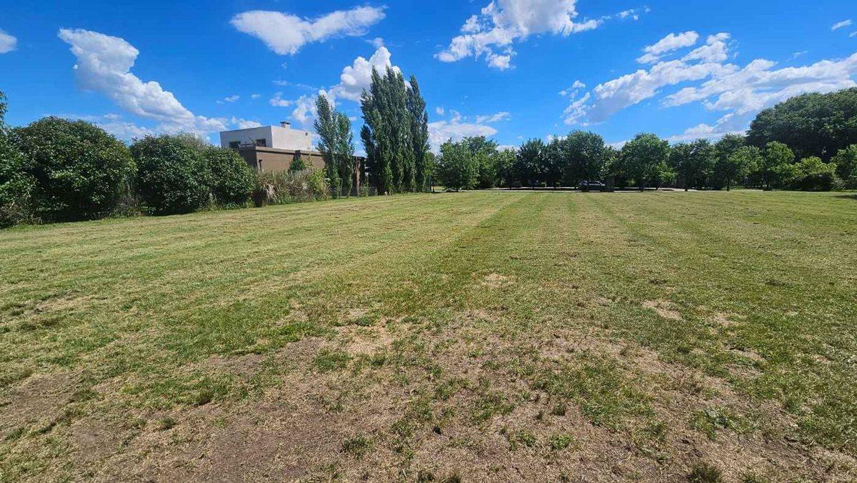 Foto de VENTA LOTE 1559 M2 HARAS SAN PABLO GRAL RODRIGUEZ, imagen 3