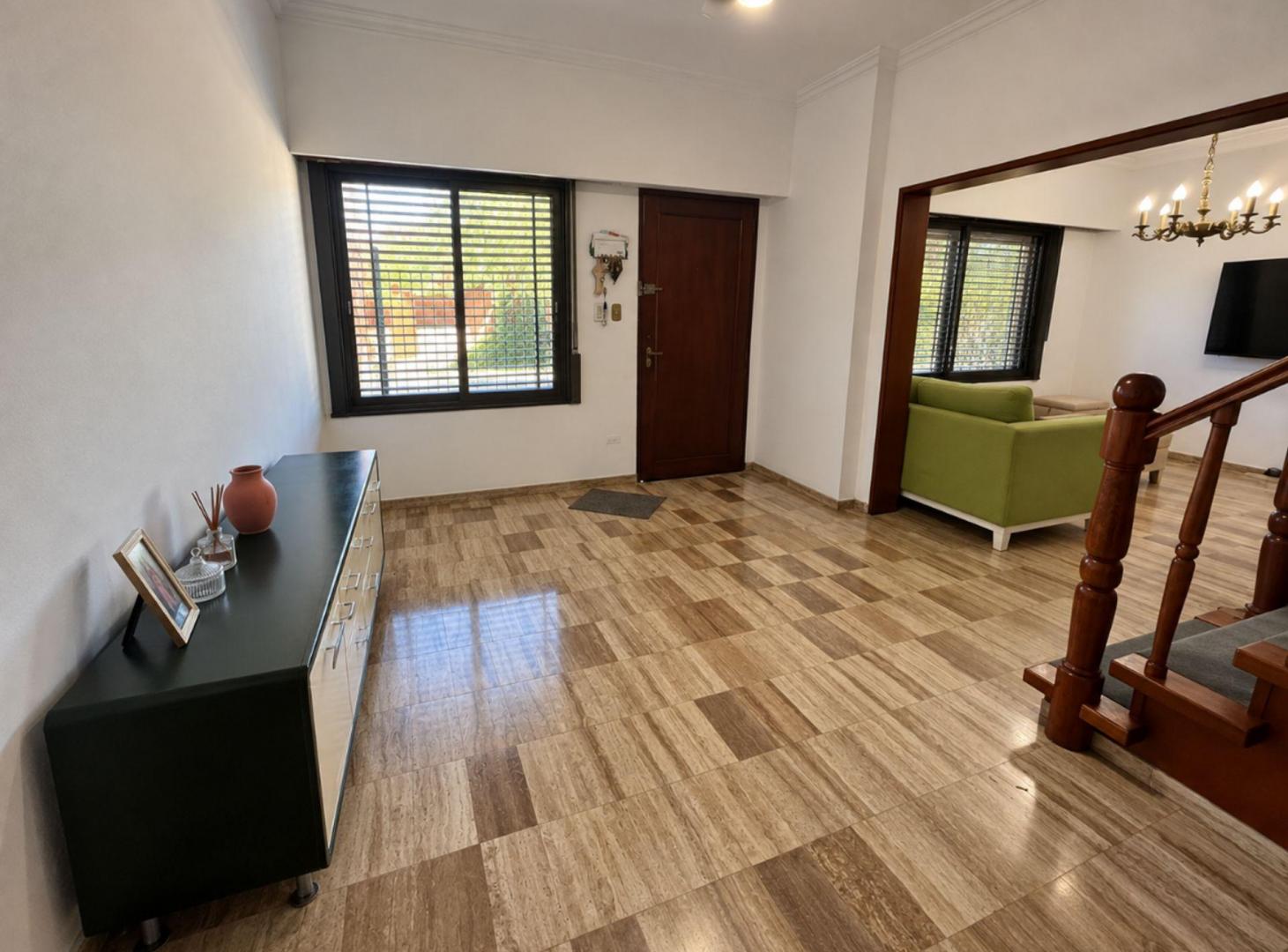 Foto de VENTA CASA 5 AMB- MORON-APTA CREDITO, imagen 4