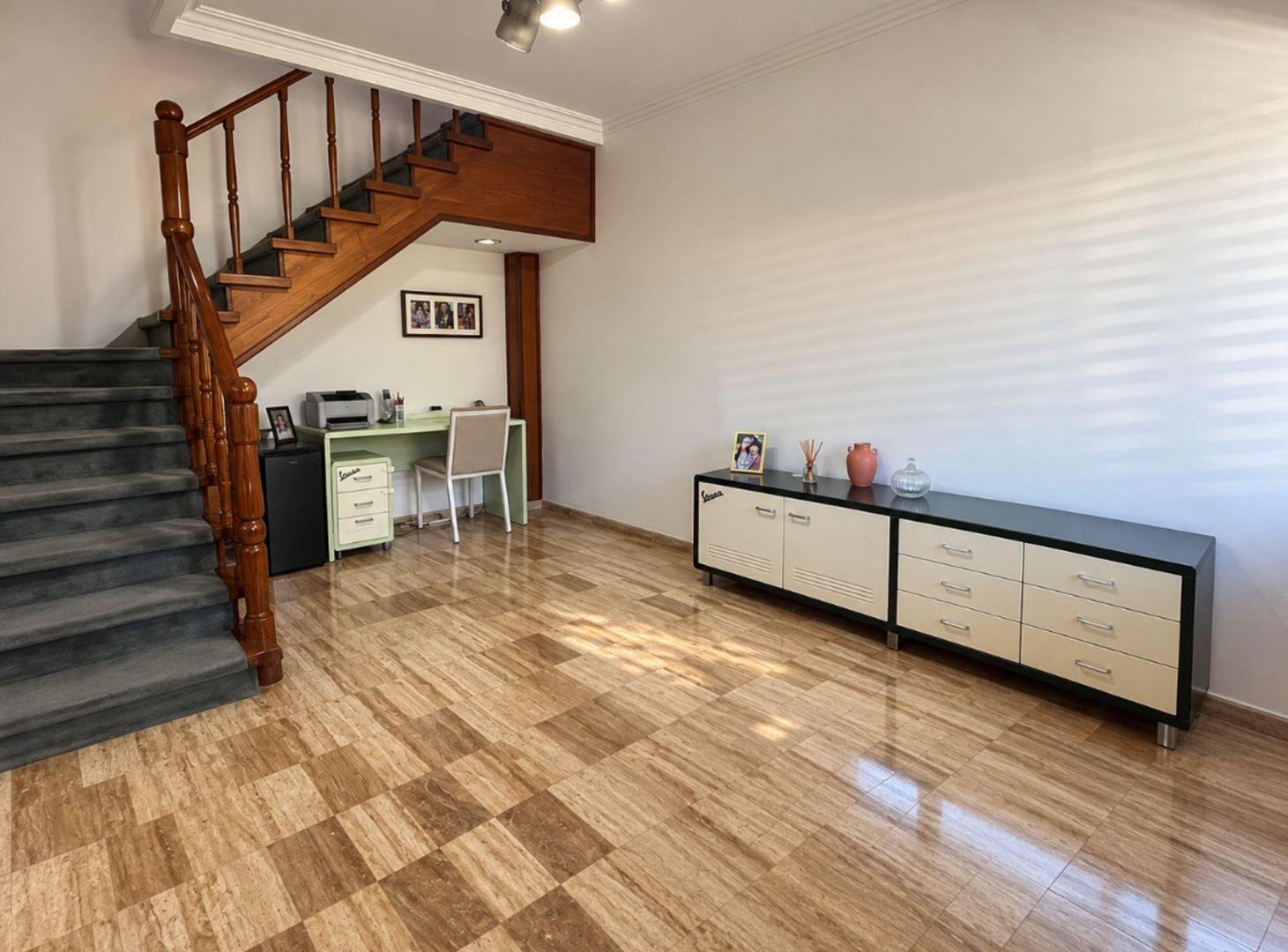 Foto de VENTA CASA 5 AMB- MORON-APTA CREDITO, imagen 5