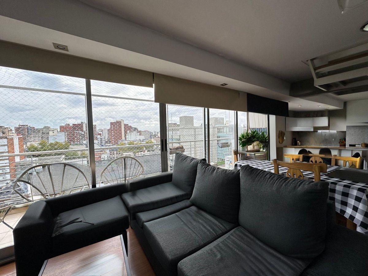 Foto de VENTA DPTO EN DUPLEX 2 AMB COCHERA 2 BALCONES, imagen 2