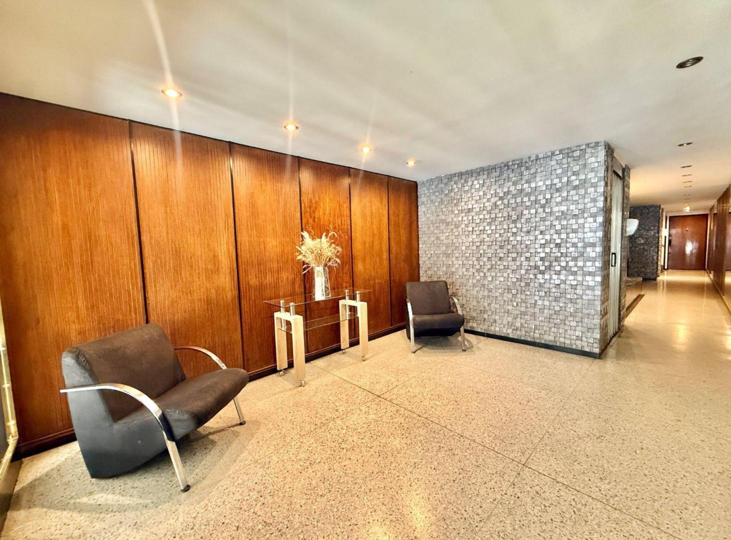 Foto de DEPARTAMENTO VENTA CABALLITO SUR APTO PROFESIONAL, imagen 3