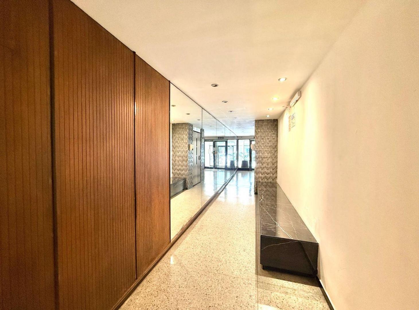 Foto de DEPARTAMENTO VENTA CABALLITO SUR APTO PROFESIONAL, imagen 4