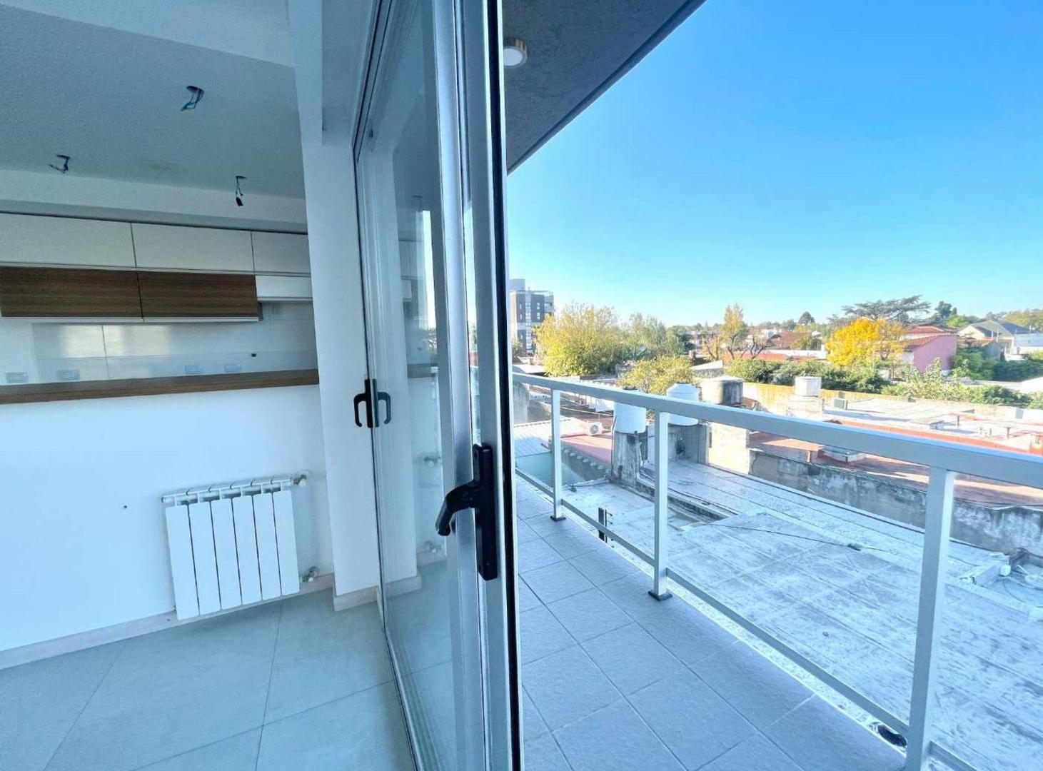 Foto de VENTA DEPTO ITUZAINGO NORTE 2AMB BALCON, imagen 2
